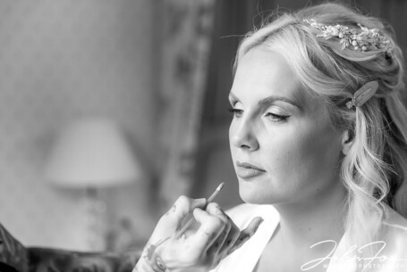 Natural Wedding photography Kilworth House Leicestershire