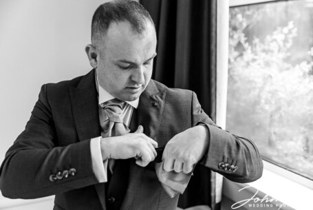 Natural Wedding photography Kilworth House Leicestershire