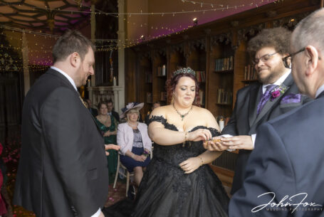 Exchange of wedding rings and the bestman