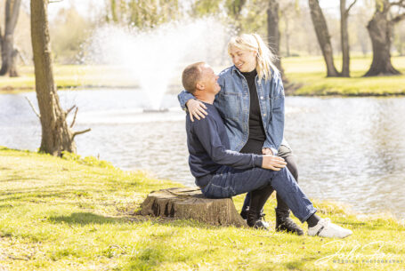 Bride and groom to be on their prewedding shoot on the golf course at Branston Golf and Country Club. Image by John Fox