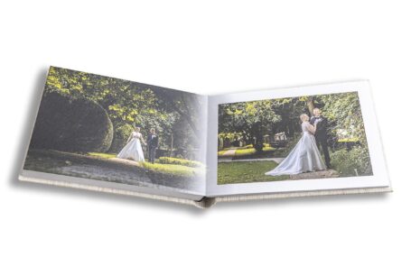 A Warwickshire wedding album with images taken at Ansty Hall.