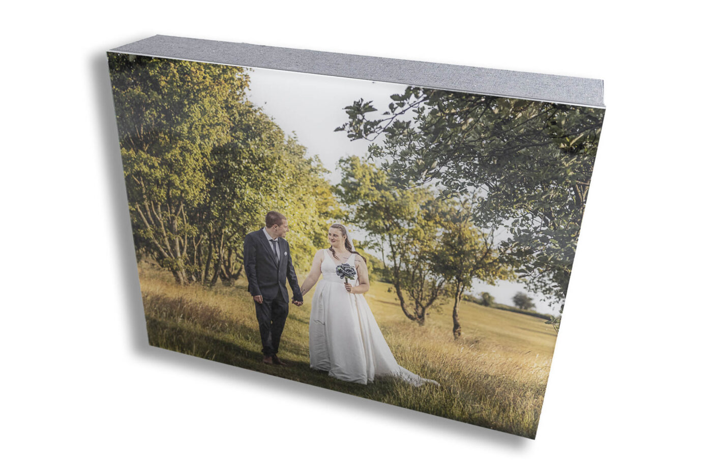 Custom wedding album designed by John Fox, printed by Graphistudio in Italy of Jessica & Lewis’s Bedfordshire wedding.