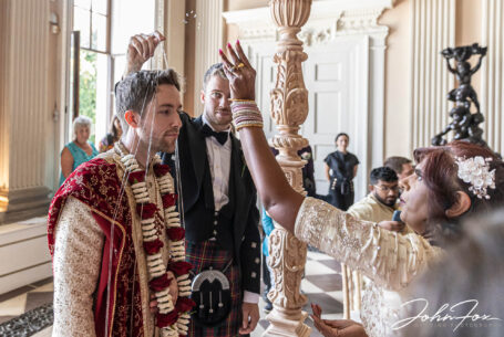 Indian wedding photographer in the Midlands