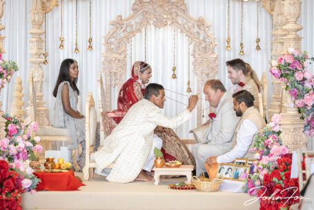 Indian wedding photographer in the Midlands