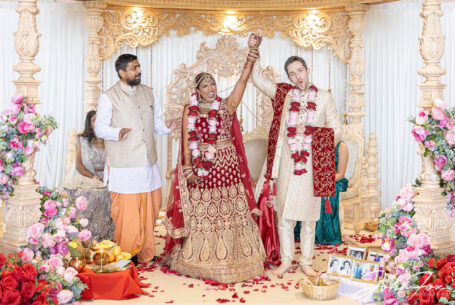 Indian wedding photographer in the Midlands