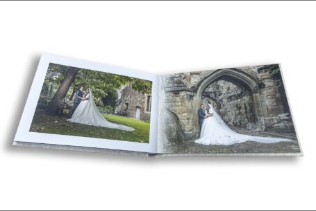 Wedding Packages in Leicestershire from John Fox Wedding Photography include a stunning wedding album. Here are Leicester Guildhall images from Amy and Karl’s Wedding Album.