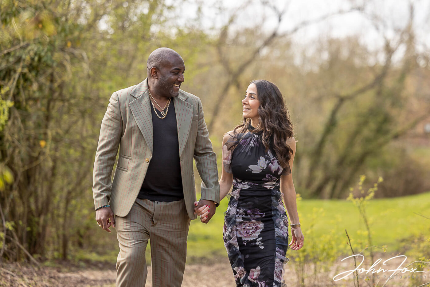 Wedding and Pre-wedding photography in Buckinghamshire for Figan and Philip