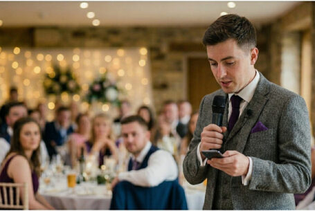 Wedding photography tips - Example image of speeches from a mobile phone (Created with AI to demonstrate)