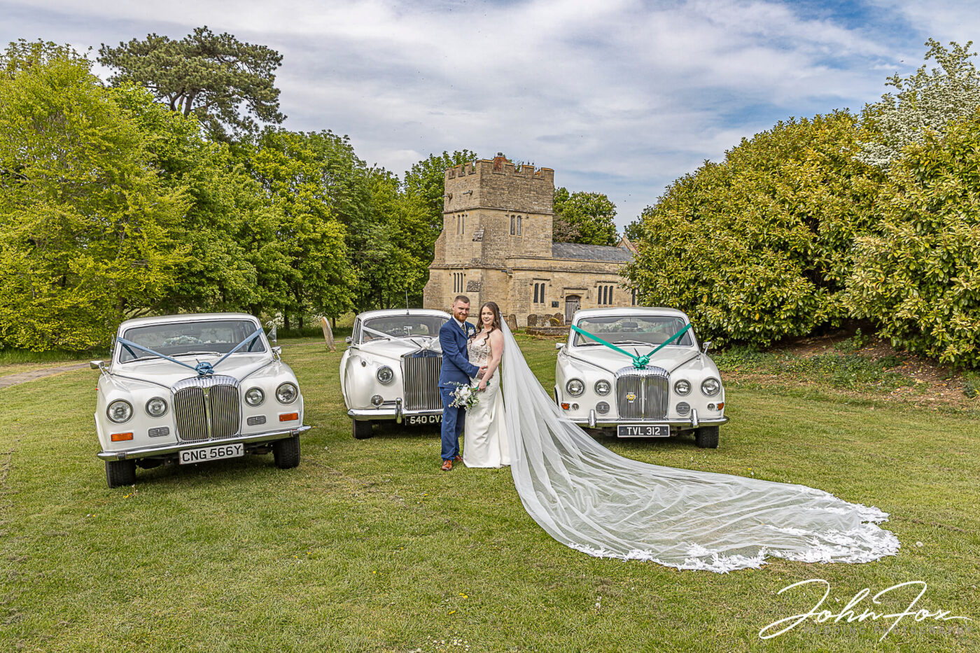 Wedding photographer at Furtho Manor Farm Northamptonshire